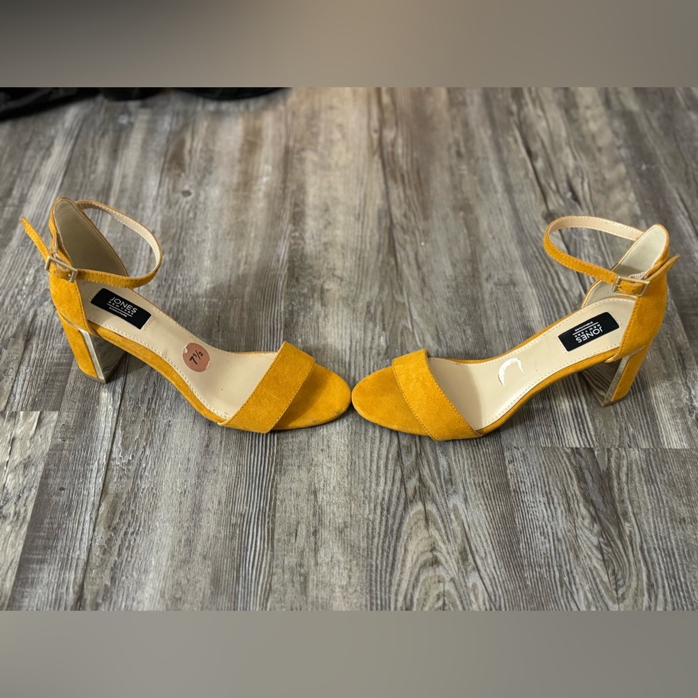 Jones New York Yellow Block Heel Sandals